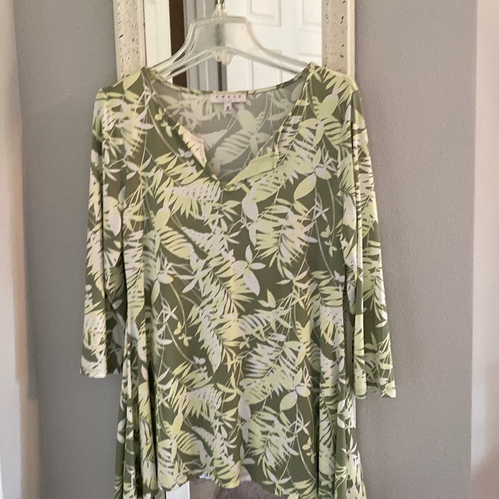 Beautiful summer Pull over TOP M $15